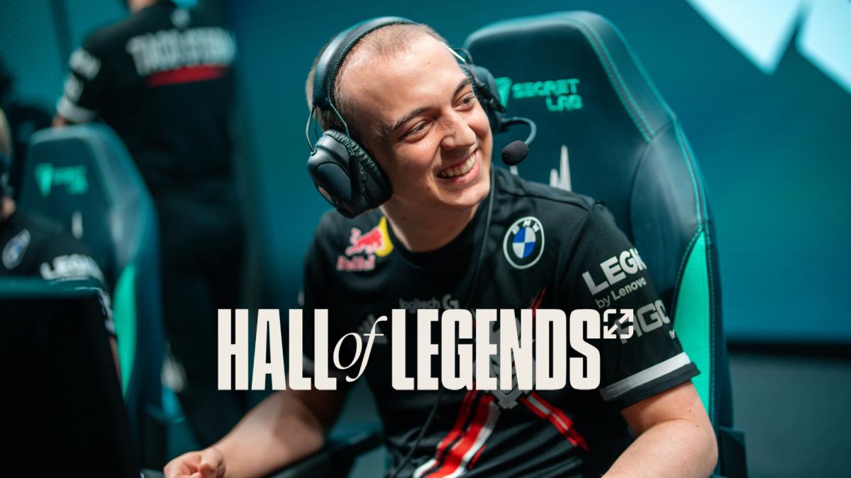 LOL Caps Hall of legends